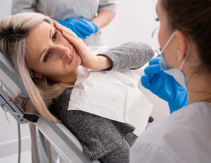 We treat dental emergencies near Hendersonville